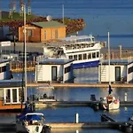 Seehaus Arielle Mit Wassergrundstueck By Interhome Mucheln