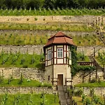 Seehaus Arielle Mit Wassergrundstueck By Interhome