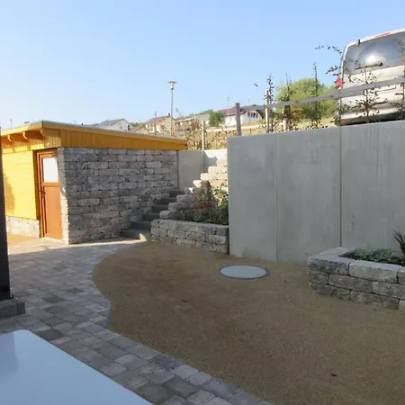 Seehaus Arielle Mit Wassergrundstueck By Interhome Casa de Férias