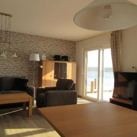 Seehaus Arielle Mit Wassergrundstueck By Interhome