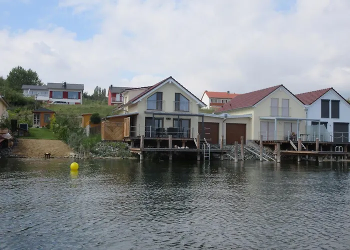 Seehaus Arielle Mit Wassergrundstueck By Interhome * Mucheln