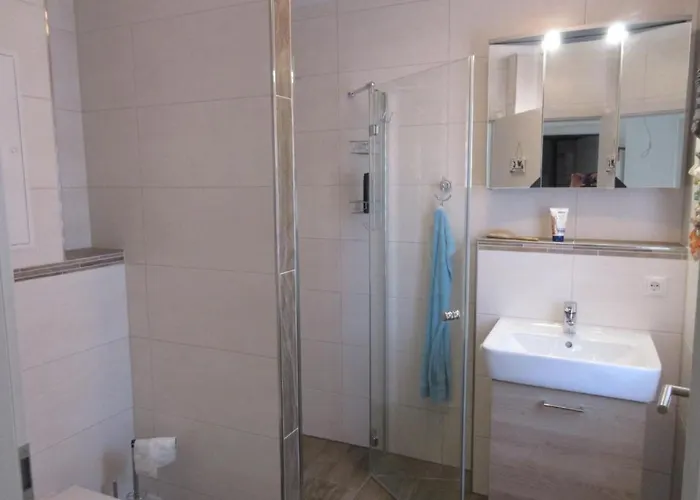 Seehaus Arielle Mit Wassergrundstueck By Interhome Prázdninový dům Mucheln