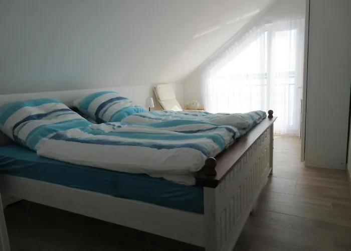 Seehaus Arielle Mit Wassergrundstueck By Interhome *