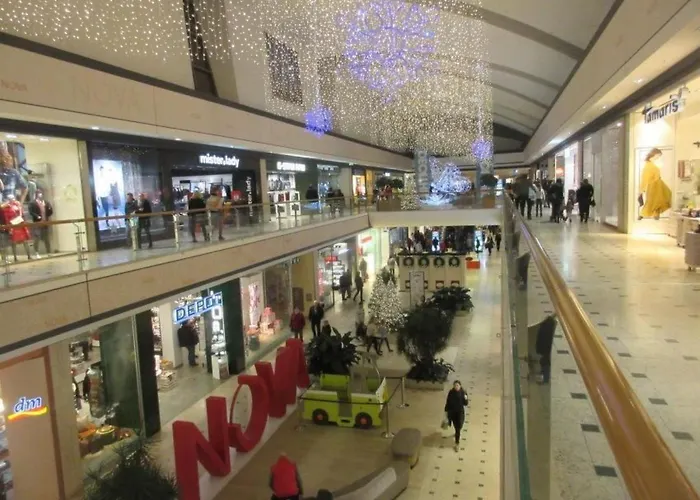 Seehaus Arielle Mit Wassergrundstueck By Interhome *